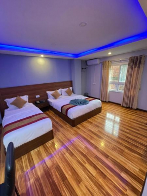 Hotel Seven Eleven